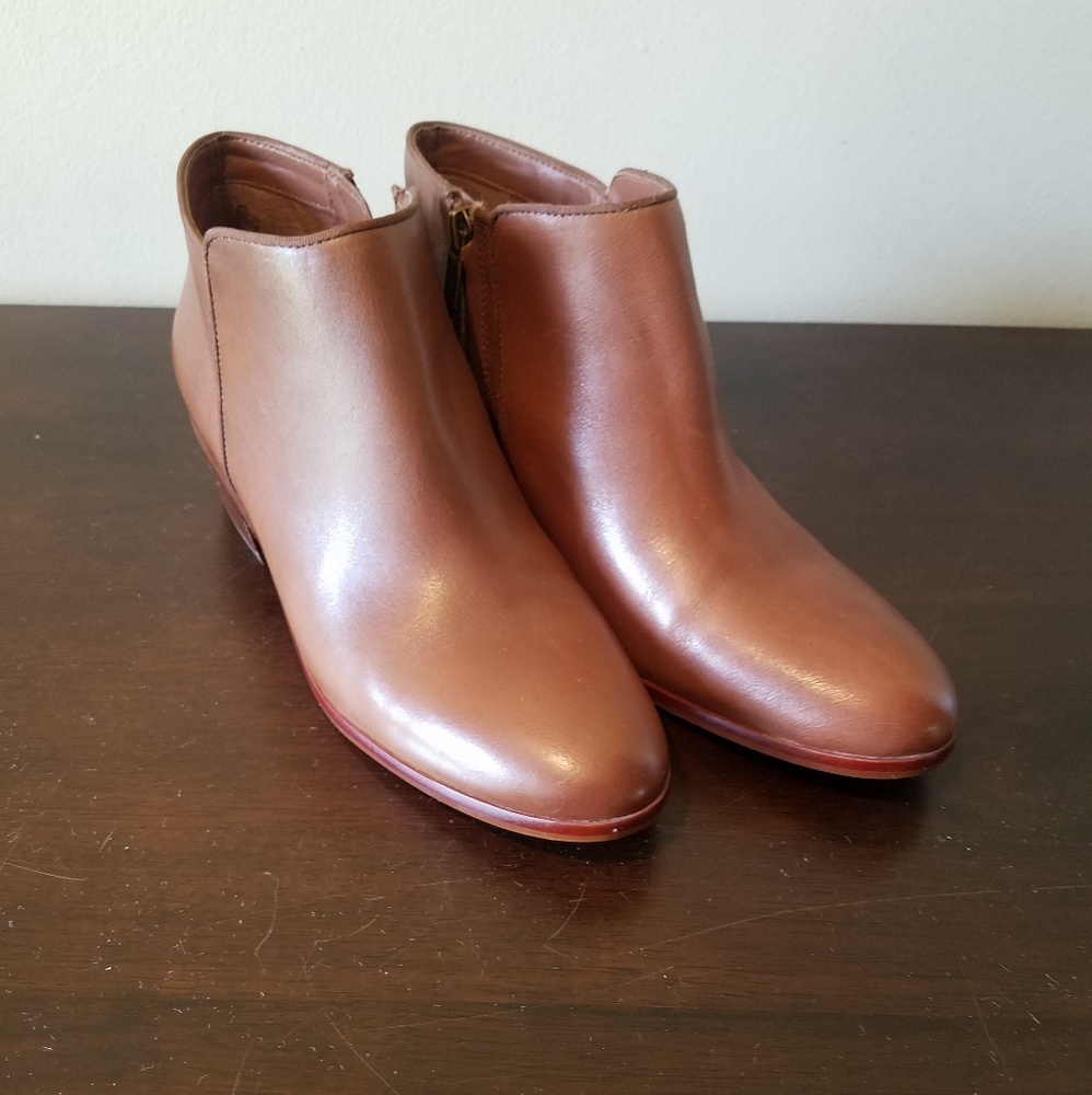 Sam Edelman leather booties - like new, size 10